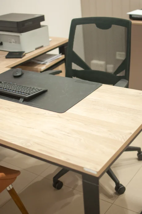 NUMERAL CONSULTORA – Proyecto de Interiorismo y Equipamiento