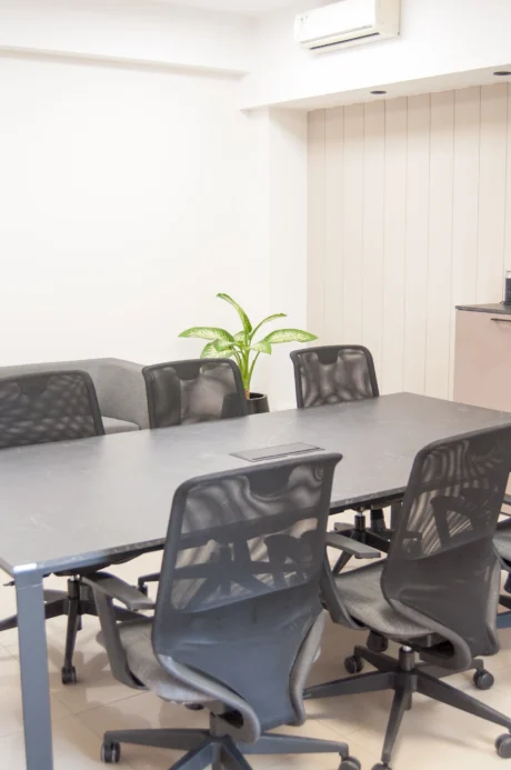 NUMERAL CONSULTORA – Proyecto de Interiorismo y Equipamiento